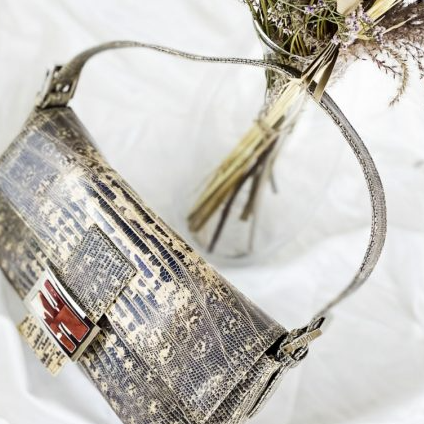 Discover Why Vintage Handbags Are an Investment