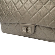Picture of Chanel Shoulder Bag 2.55 Reissue in Metallic, Leather