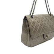 Picture of Chanel Shoulder Bag 2.55 Reissue in Metallic, Leather