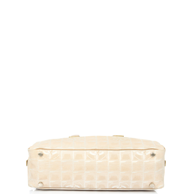 Picture of Chanel Shoulder Bag Travel Ligne Bowler in Neutral, Fabric