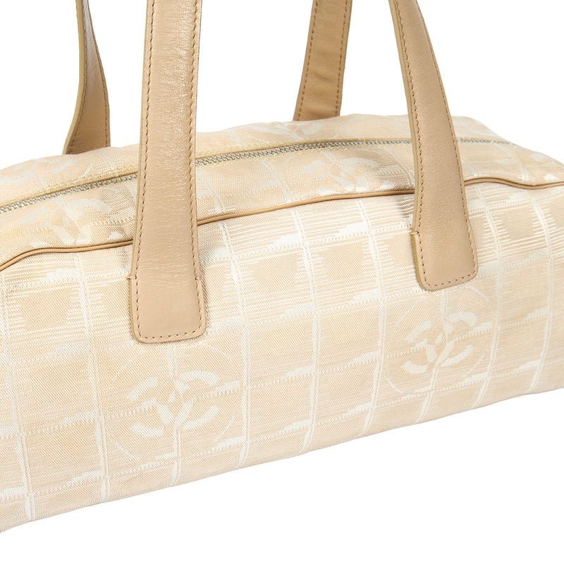 Picture of Chanel Shoulder Bag Travel Ligne Bowler in Neutral, Fabric