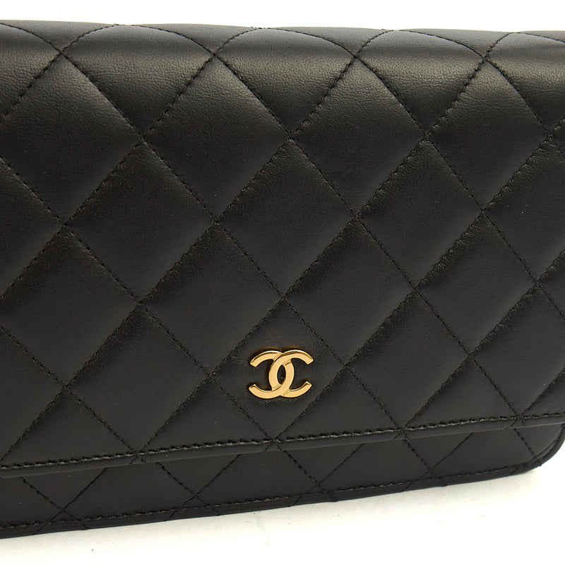 Picture of Chanel Cross Body Wallet on Chain in Black, Lambskin Leather