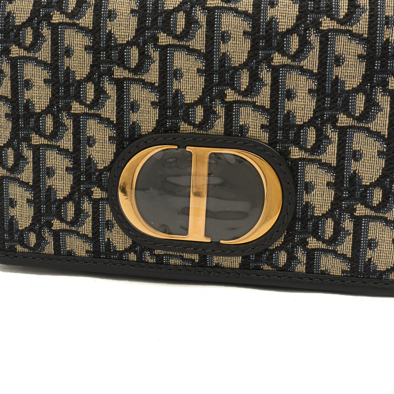 Picture of Christian Dior Cross Body 2-in-1 30 Montaigne Pouch in Blue, Dior Oblique Embroidery