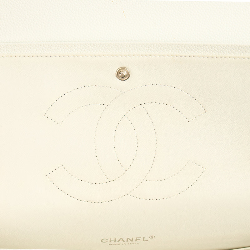 Picture of Chanel Shoulder Bag Classic - Maxi in White, Caviar Leather