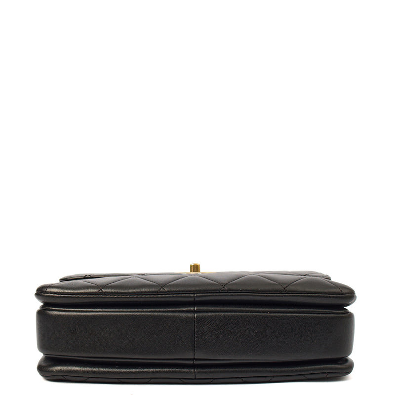 Picture of Chanel Tote Trendy CC in Black, Lambskin Leather