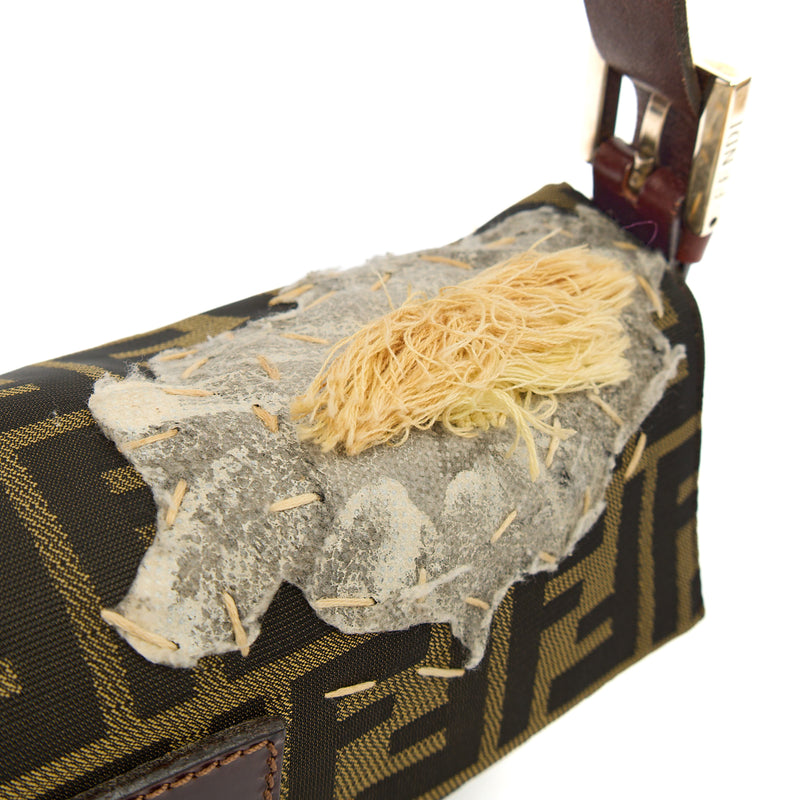 Picture of Fendi Shoulder Bag Baguette in Brown Jacquard FF, Canvas