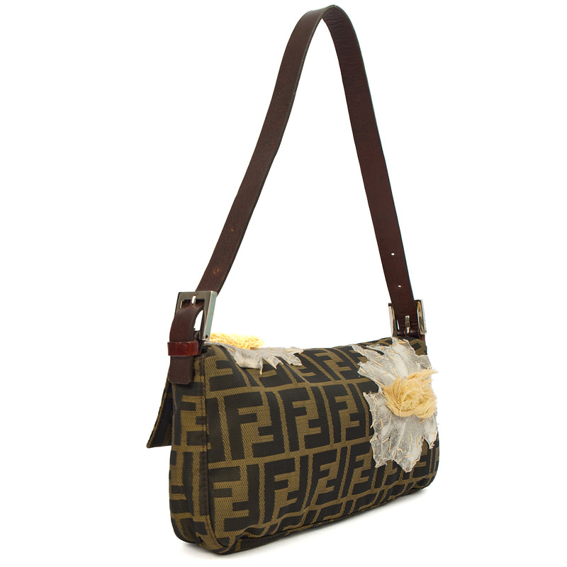 Picture of Fendi Shoulder Bag Baguette in Brown Jacquard FF, Canvas