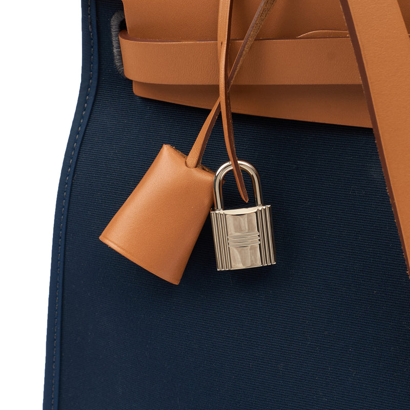 Picture of Hermes Tote Herbag Zip 31 in Bleu Électrique, Canvas