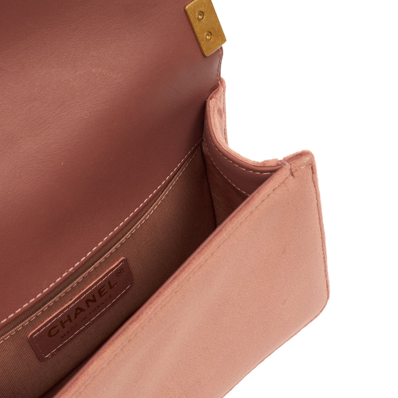 Picture of Chanel Shoulder Bag Boy - Small in Pink, Suede