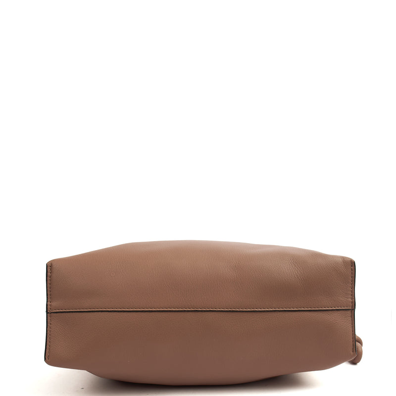Picture of Loewe Shoulder Bag Flamenco in Pink, Leather
