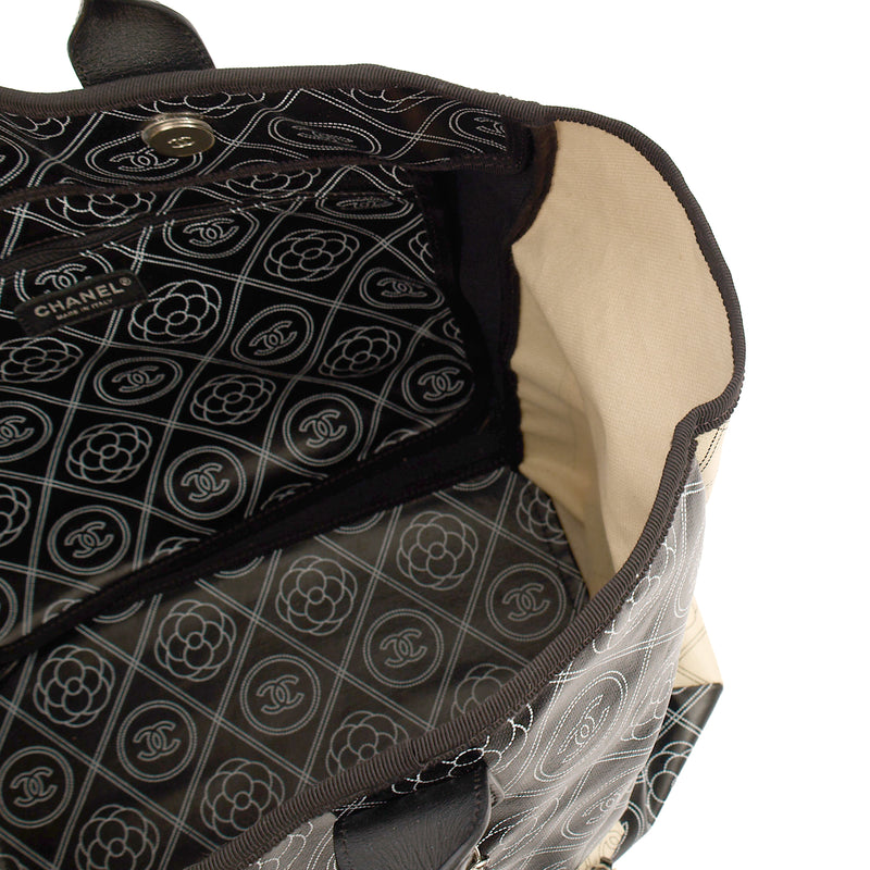 Picture of Chanel Tote Deauville Tote in invalid, Calfskin Leather