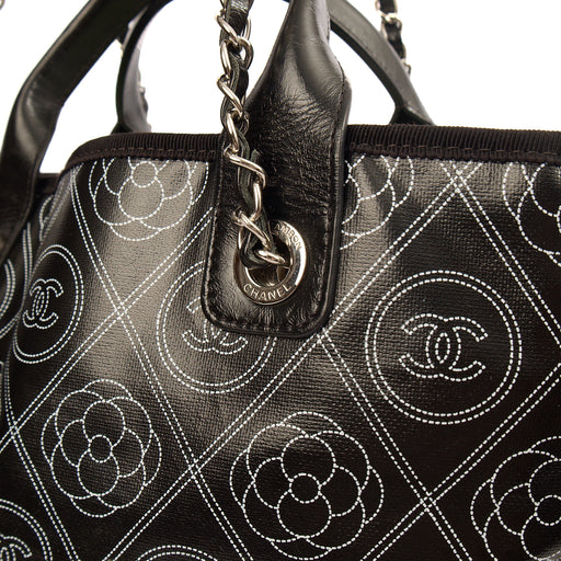 Picture of Chanel Tote Deauville Tote in invalid, Calfskin Leather