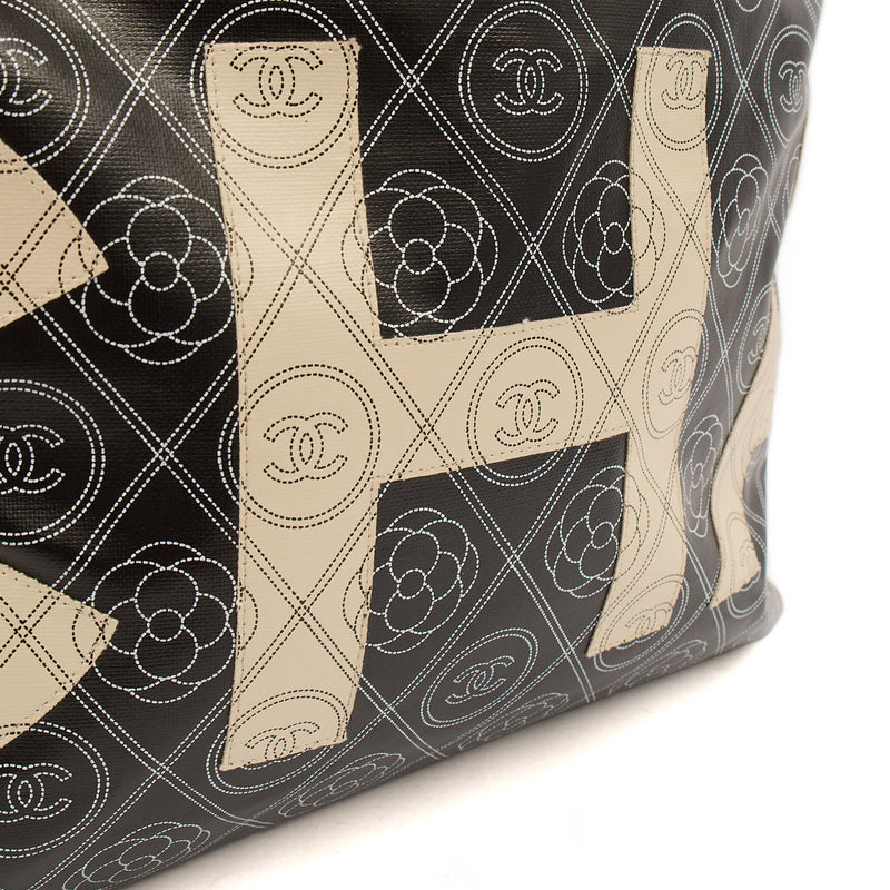 Picture of Chanel Tote Deauville Tote in invalid, Calfskin Leather