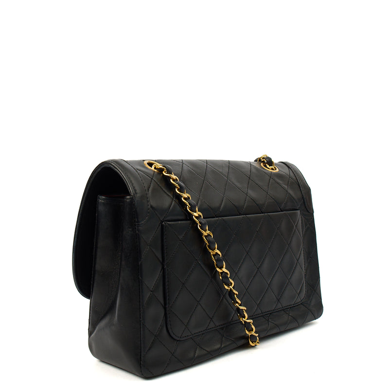 Picture of Chanel Cross Body Vintage Flap Bag  in Black, Lambskin Leather
