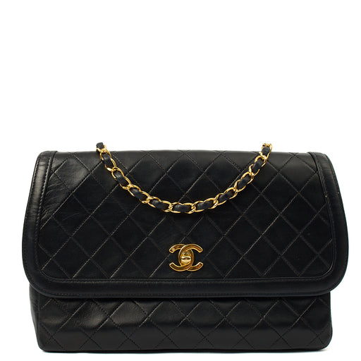 Picture of Chanel Cross Body Vintage Flap Bag  in Black, Lambskin Leather