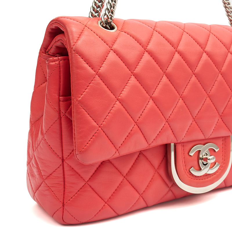 Picture of Chanel Shoulder Bag Flap Bag in Red, Leather