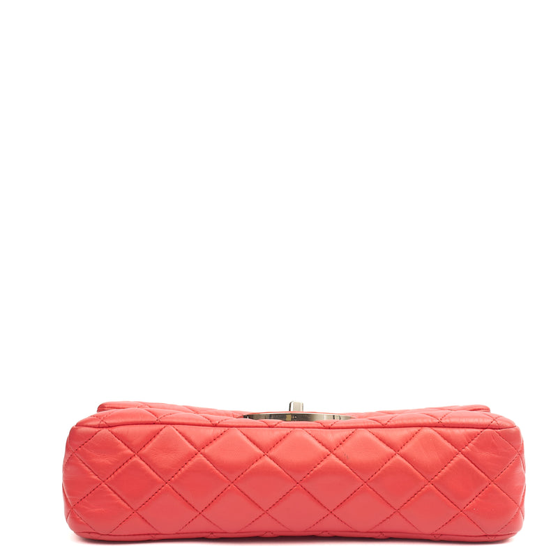 Picture of Chanel Shoulder Bag Flap Bag in Red, Leather