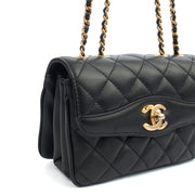 Picture of Chanel Cross Body Flap Bag in Black, Lambskin Leather