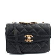 Picture of Chanel Cross Body Flap Bag in Black, Lambskin Leather