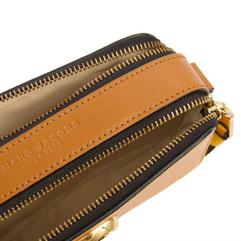 Picture of Marc Jacobs Cross Body Snapshot in Orange, Leather