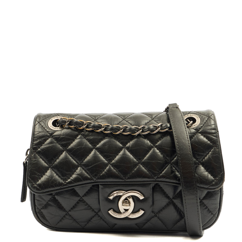 Picture of Chanel Cross Body Flap Bag in Black, Calfskin Leather