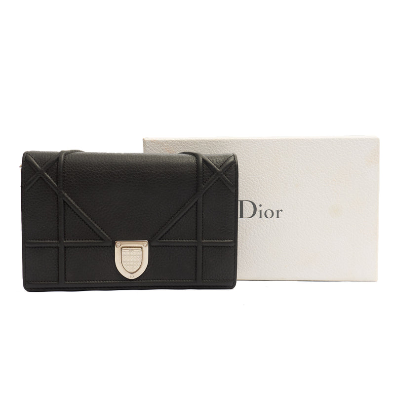 Picture of Christian Dior Cross Body Diorama WOC in Black, Leather
