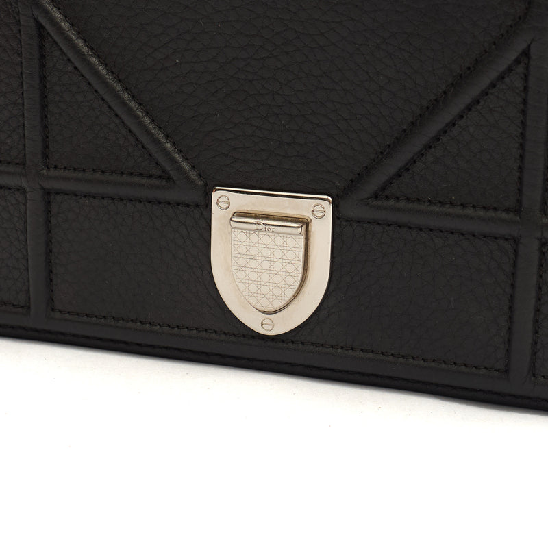 Picture of Christian Dior Cross Body Diorama WOC in Black, Leather