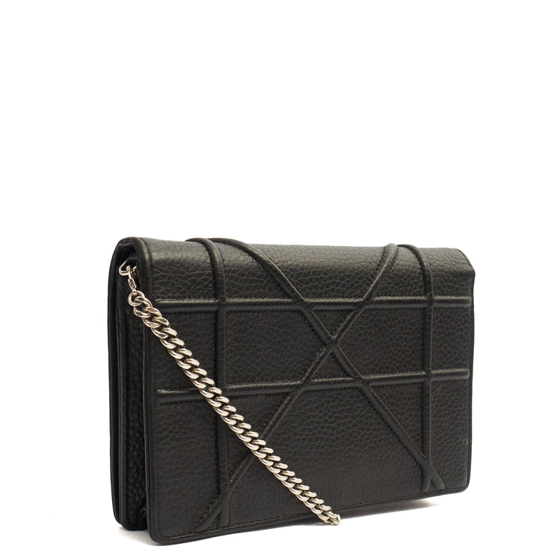 Picture of Christian Dior Cross Body Diorama WOC in Black, Leather