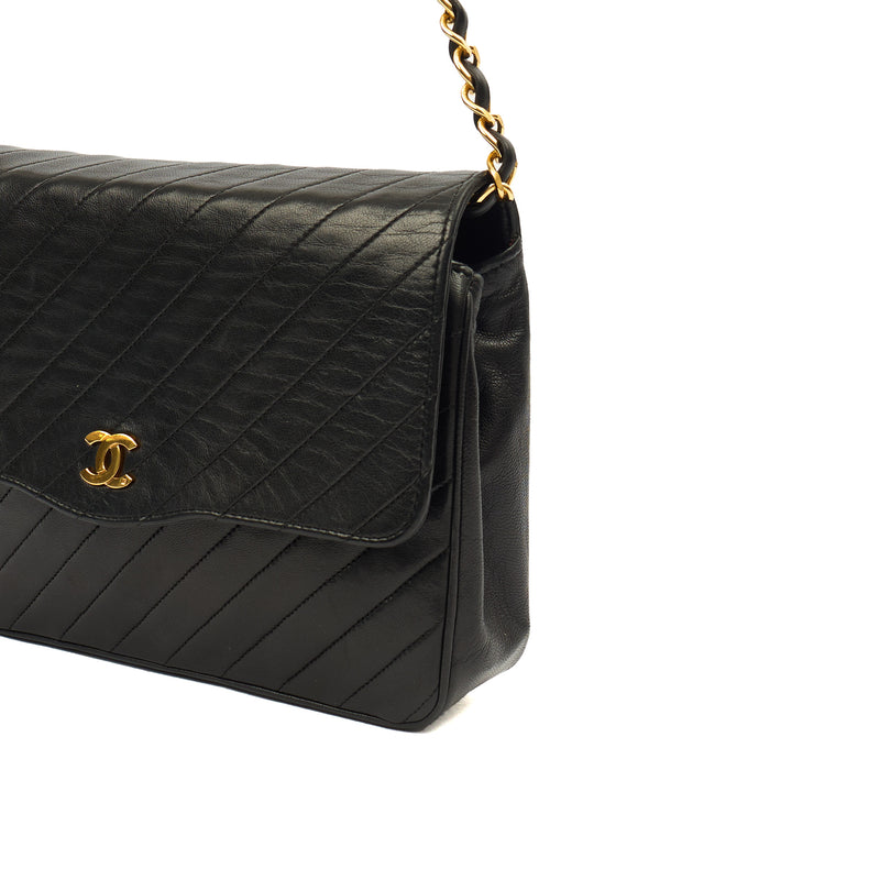 Picture of Chanel Shoulder Bag Flap Bag in Black, invalid