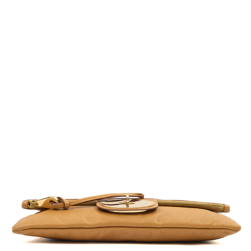 Picture of Mulberry Clutch Postman's Lock Clutch in Deer Brown, Leather