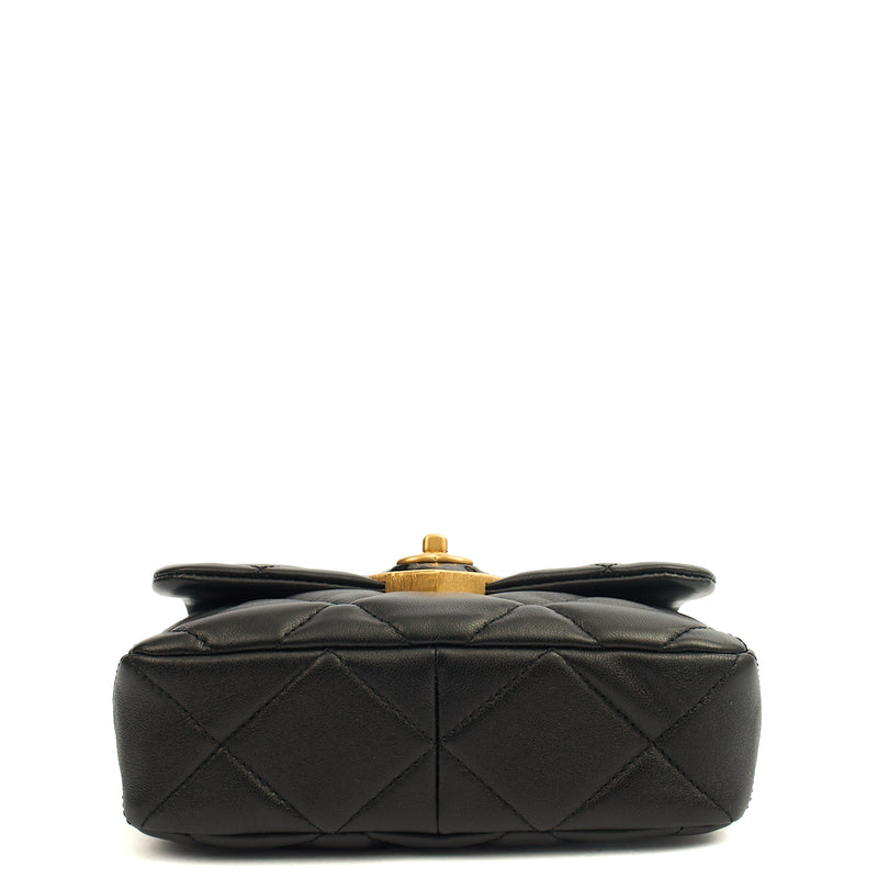 Picture of Chanel Cross Body Round Crossbody in Black, Lambskin Leather