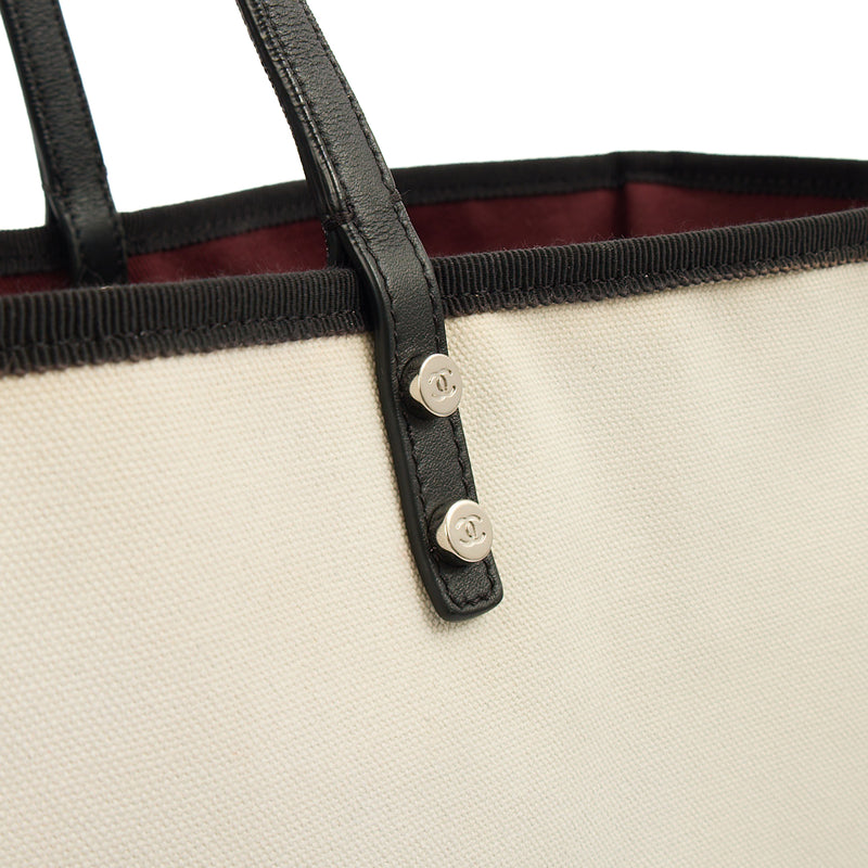 Picture of Chanel Tote Ladies First Shopping Tote in White, Canvas