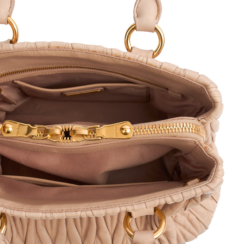 Picture of Miu Miu Tote Tote in Pink, Leather