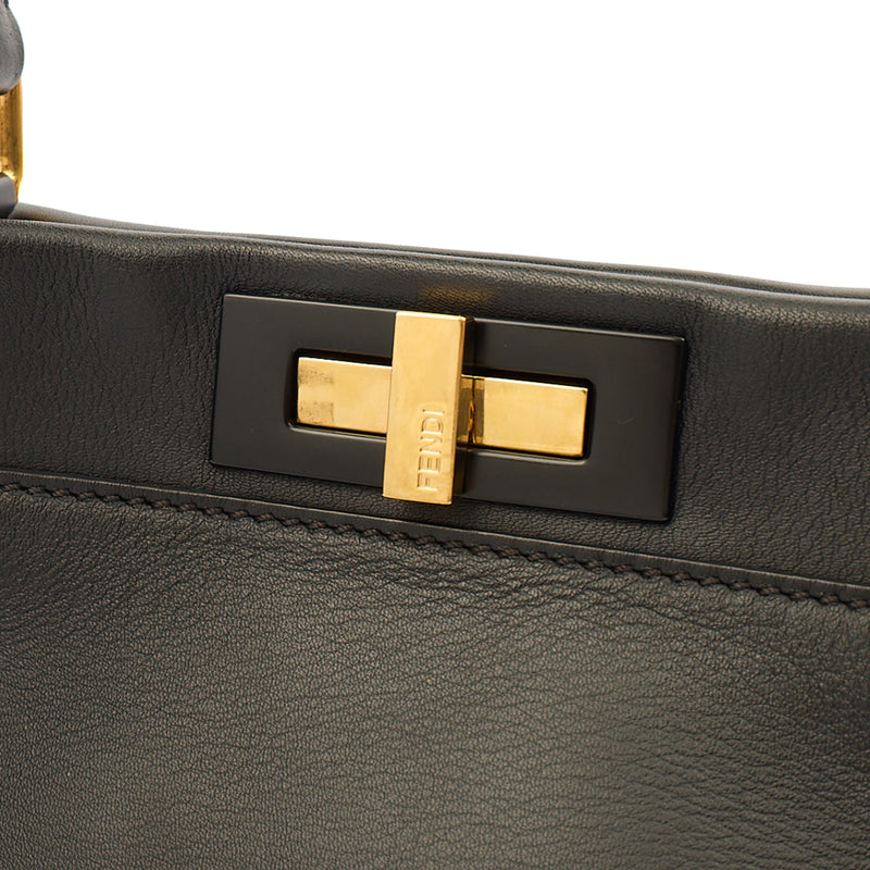Picture of Fendi Top Handle Peekaboo Iconic - Medium in Black, Leather