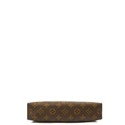 Picture of Louis Vuitton Clutch Toiletry Pouch 26  in Monogram, Canvas
