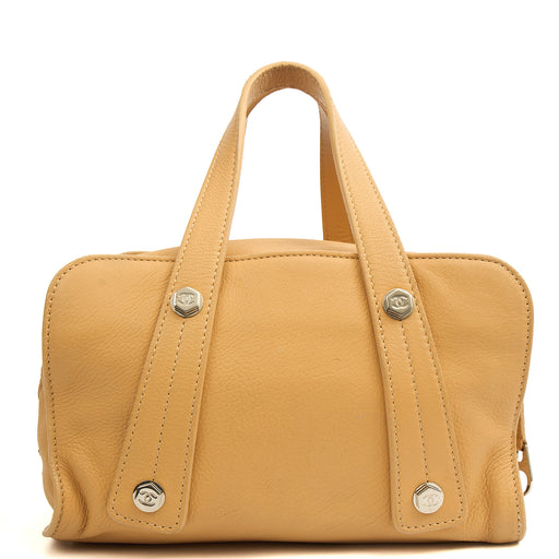 Picture of Chanel Top Handle Bowler in Cream, Calfskin Leather