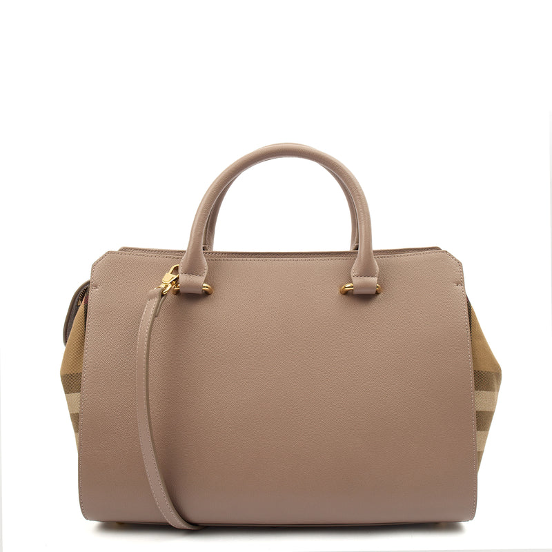Burberry Tote Banwell Tote in Pink, Leather
