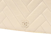 Picture of Chanel Cross Body Wallet on Chain in White, Crinkled Calfskin Leather