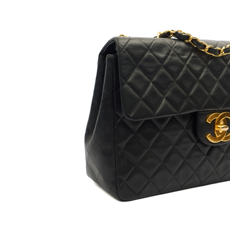 Picture of Chanel Shoulder Bag Maxi Jumbo XL in Black, Lambskin Leather