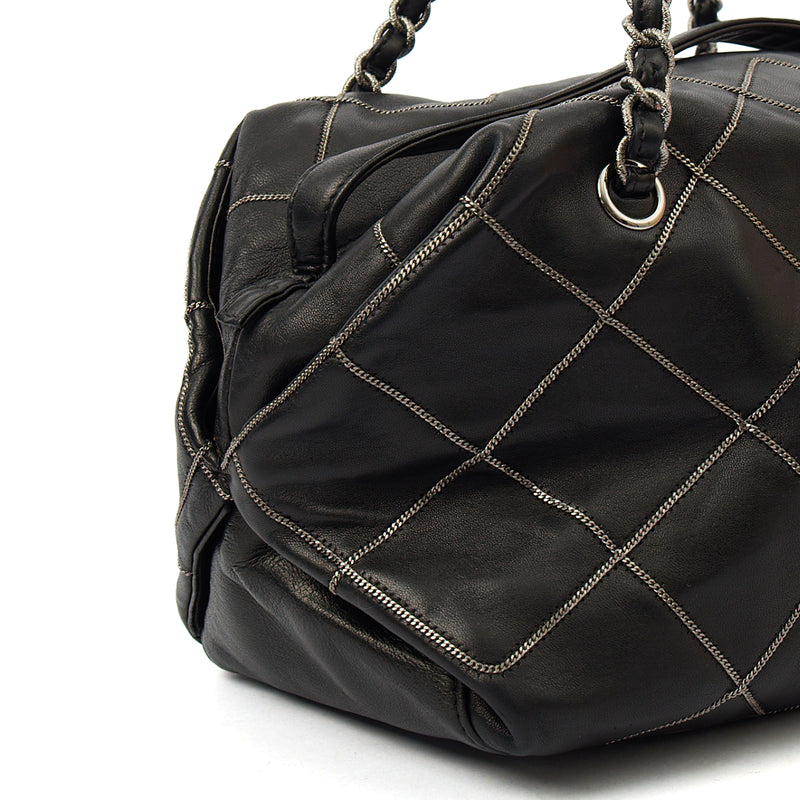 Picture of Chanel Shoulder Bag Bowler in Black, Lambskin Leather