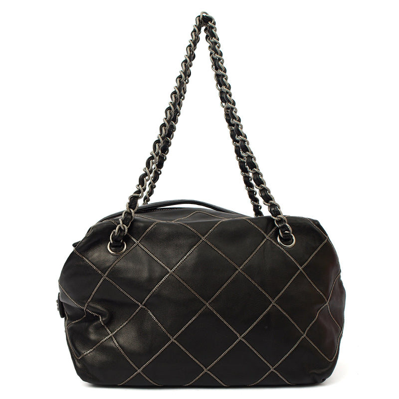 Picture of Chanel Shoulder Bag Bowler in Black, Lambskin Leather