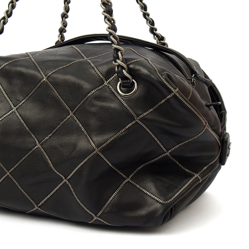 Picture of Chanel Shoulder Bag Bowler in Black, Lambskin Leather