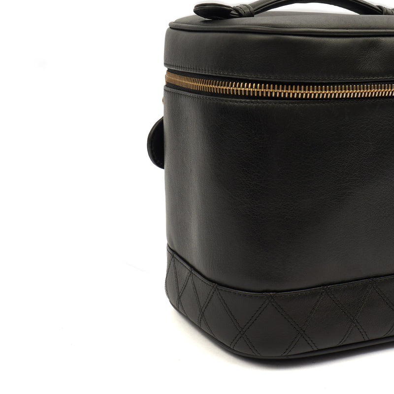 Picture of Chanel Cosmetic Bag Vanity Case in Black, Caviar Leather