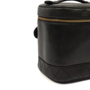 Picture of Chanel Cosmetic Bag Vanity Case in Black, Caviar Leather