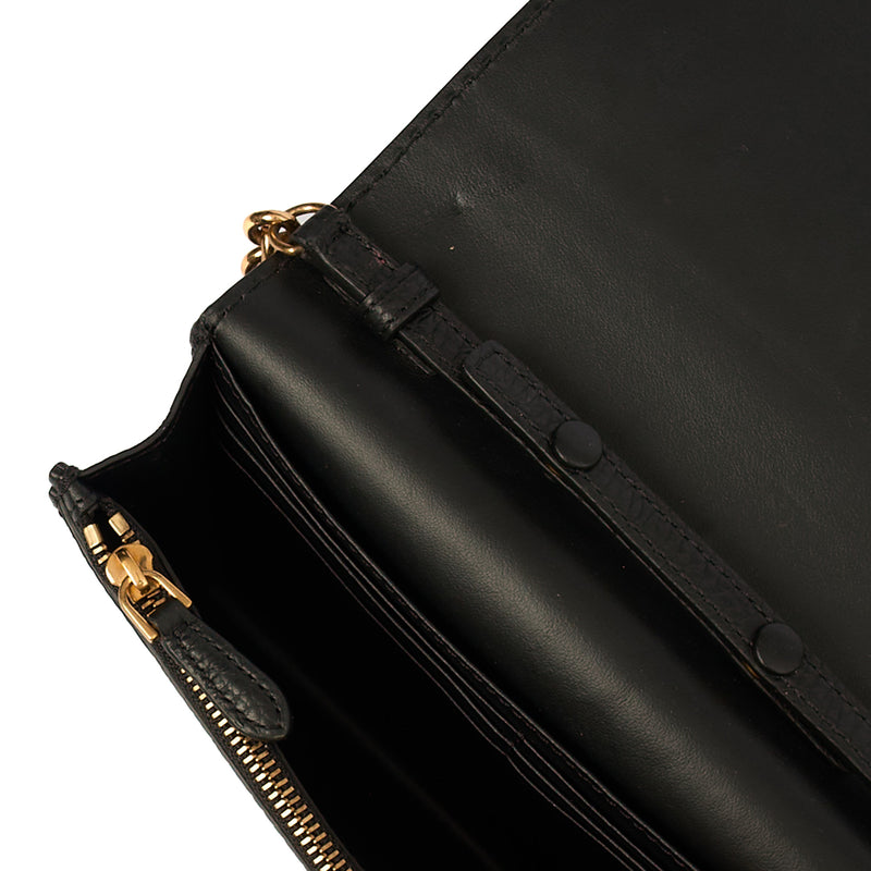Picture of Burberry Cross Body Wallet On Chain in Black, Leather