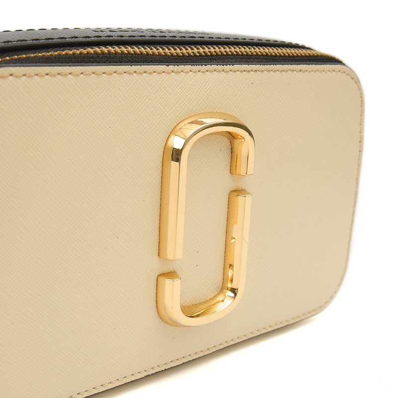 Picture of Marc Jacobs Cross Body Snapshot in Cream, Leather