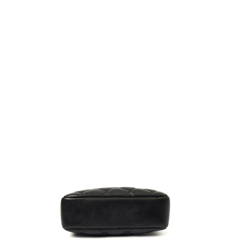 Picture of Chanel Cross Body Camera Bag in Black, Lambskin Leather