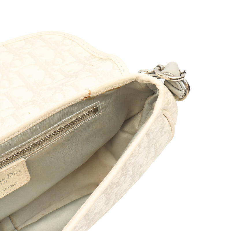 Picture of Christian Dior Shoulder Bag Romantique  in White, Leather