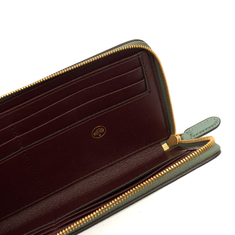Picture of Mulberry Purse Zip Around Wallet - Medium in Green, Calfskin Leather