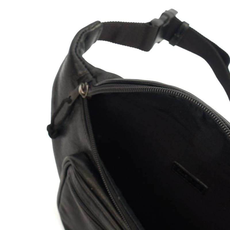 Picture of Balenciaga Cross Body Crossbody in Black, Veau (Calfskin)